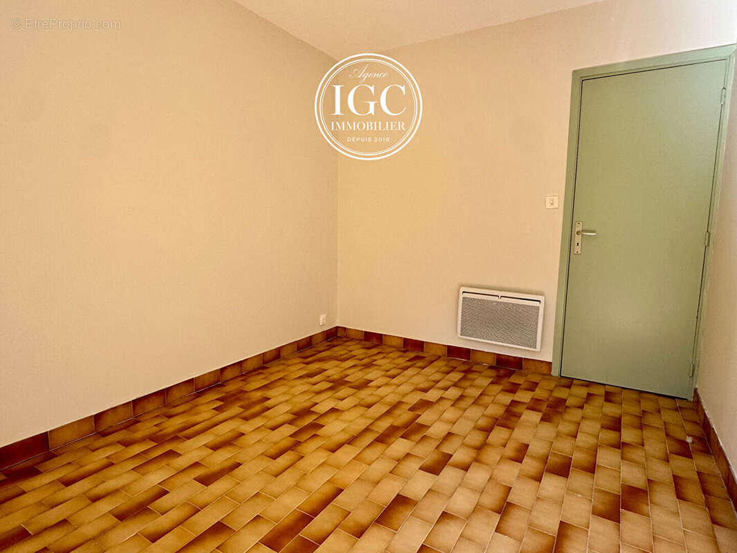 Appartement à CARRY-LE-ROUET