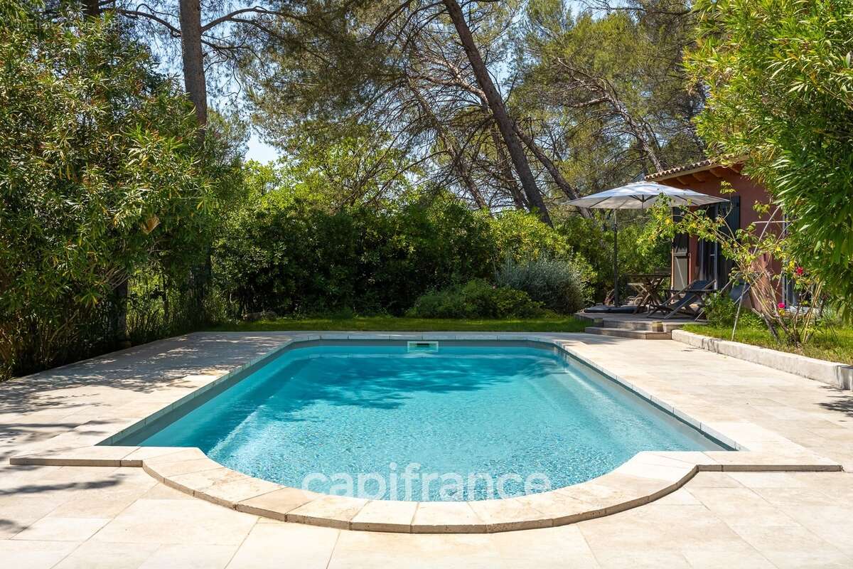 Maison à vendre 7 pièces avec T2 indépendant à Fuveau avec jardin - photo 14
