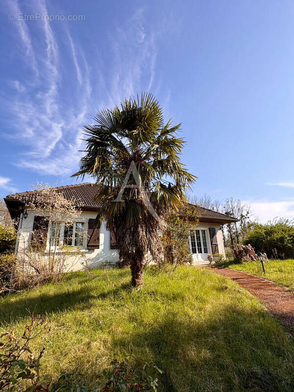 Maison à FAY-AUX-LOGES