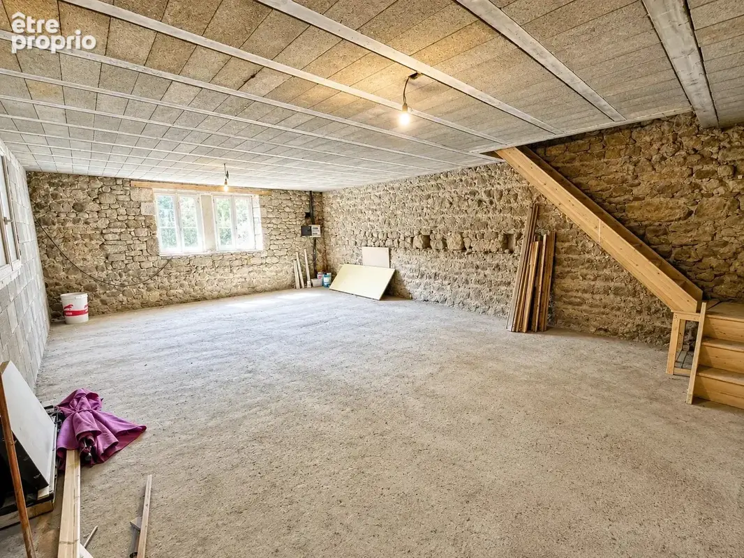Maison en pierre au cœur de la nature au calme absolu, avec gîte à aménager et grange - photo 13