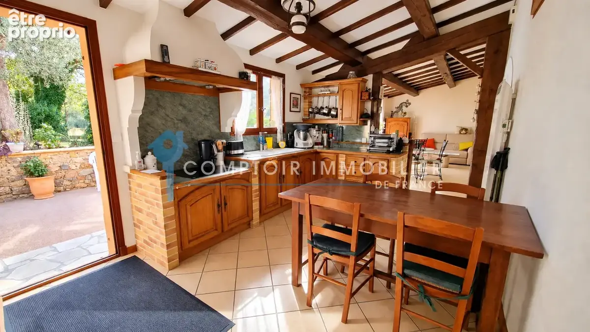 VAR (83) - À VENDRE - FLAYOSC - Villa 3 chambres avec vue dominante sur les collines de Flayosc - photo 8