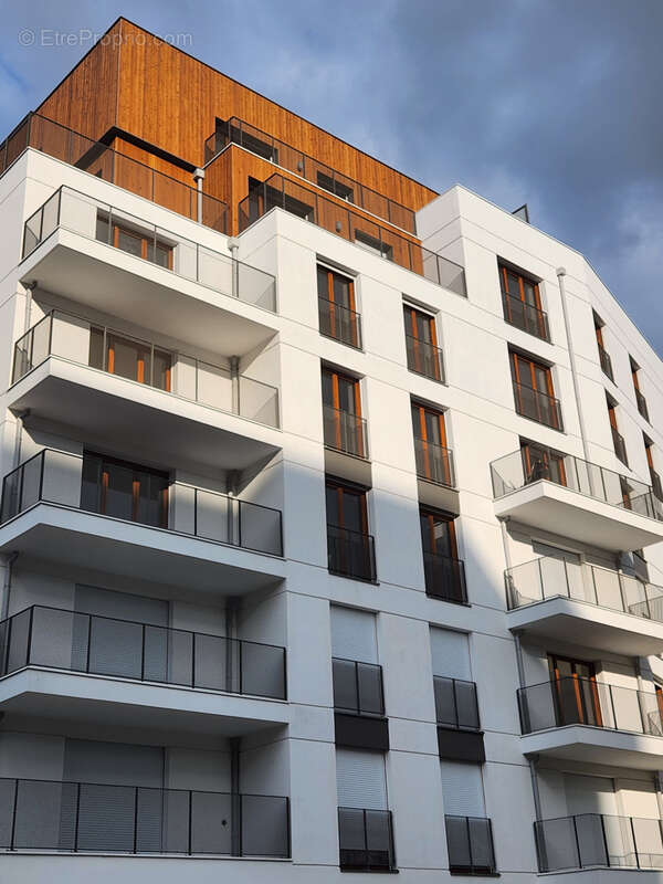 Parking à ROSNY-SOUS-BOIS