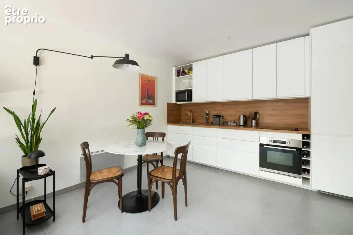 A vendre t3 renove avec garage et terrasse a marseille 13004 - photo 7