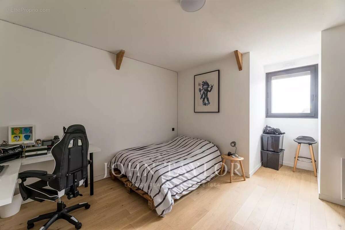 Maison à CARBON-BLANC