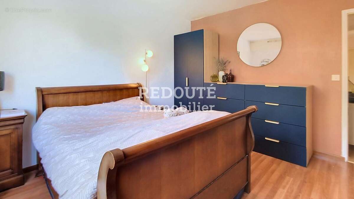 A vendre : appt t4 avec garage - résidence bertrand de mun - photo 7