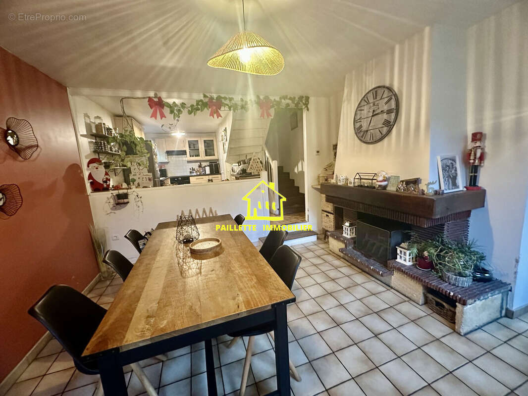 Maison à SAINT-LAURENT-DE-BREVEDENT