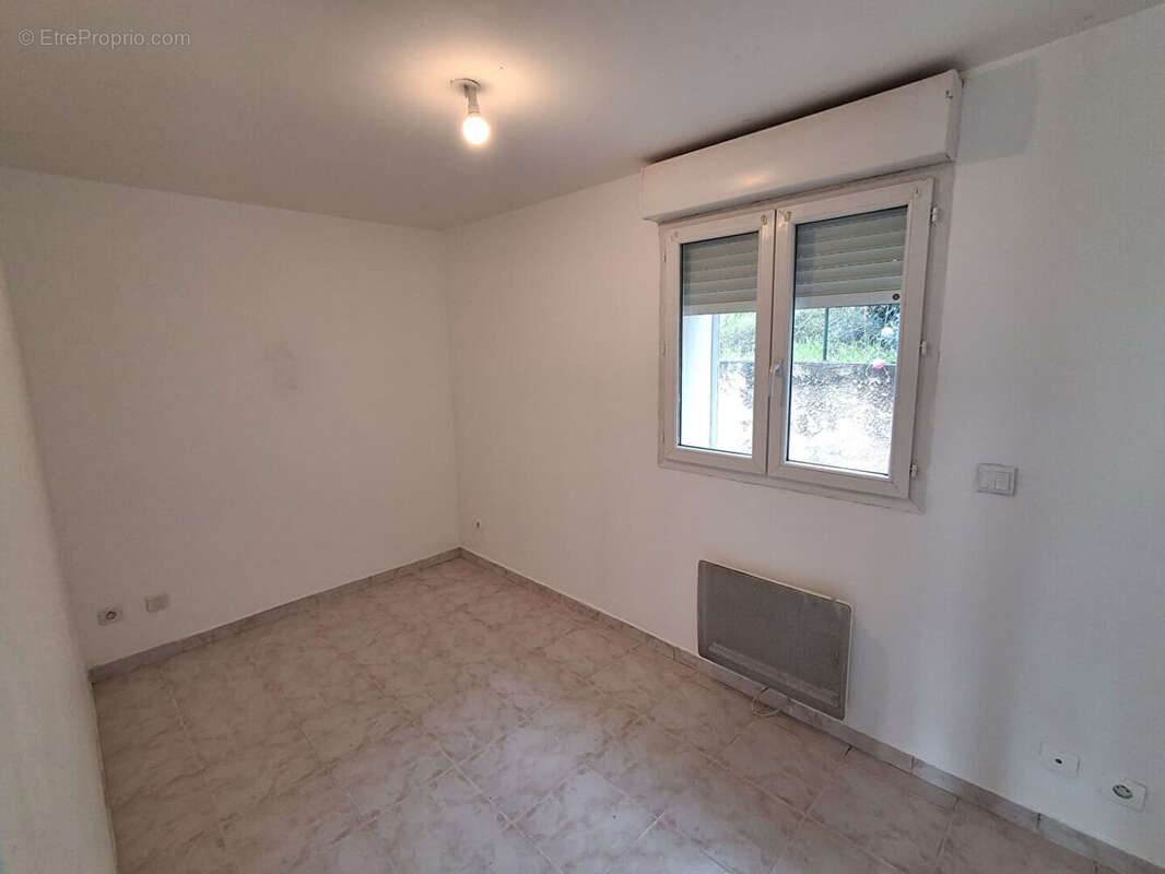 Appartement à ROGNAC