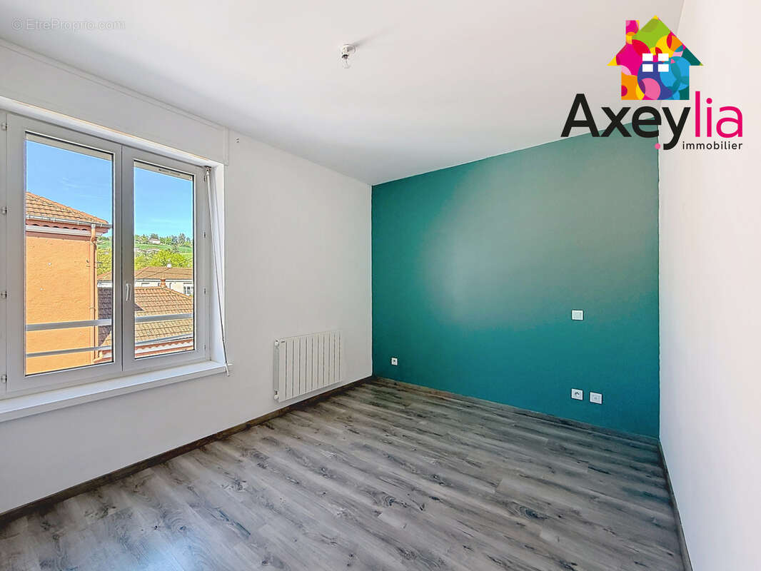 Appartement à REGNY
