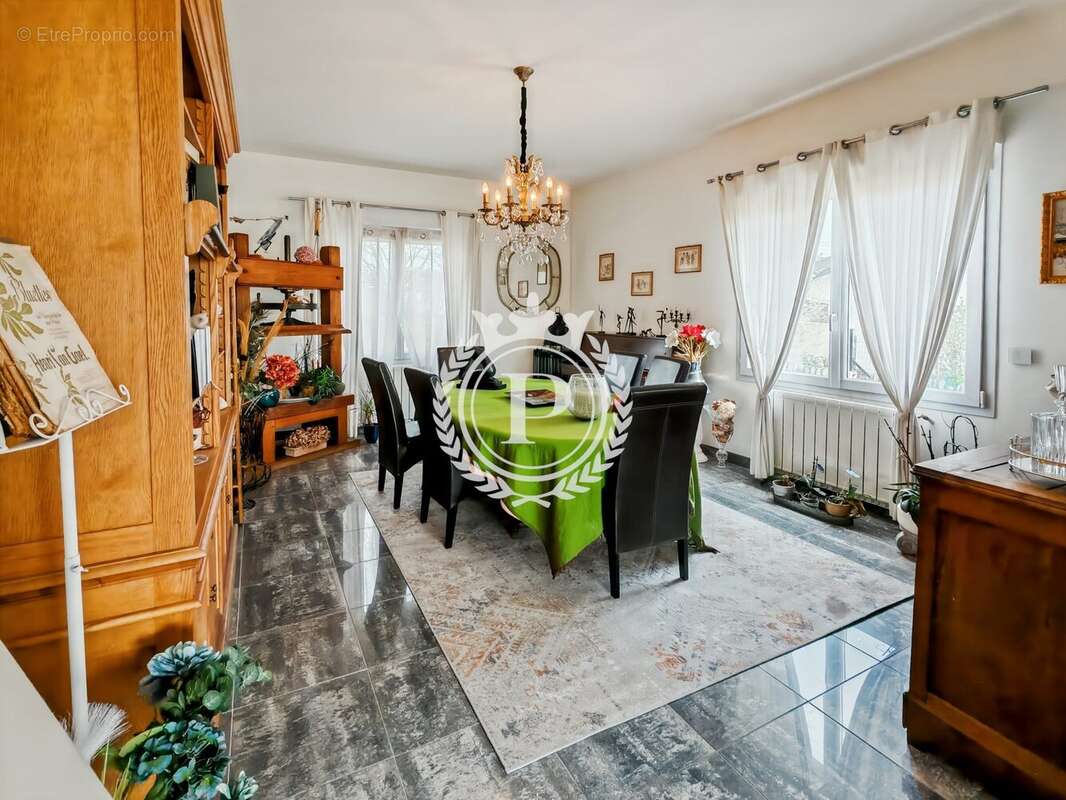 Maison à MONTFERMEIL