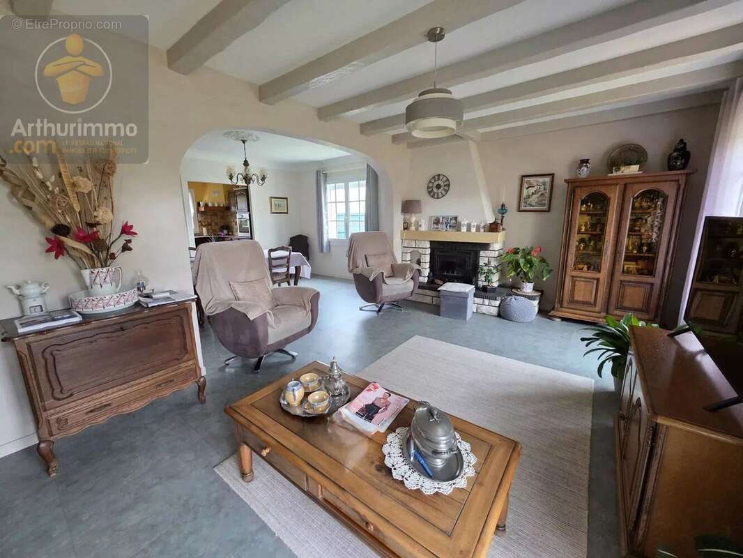 Maison à BOIS-DE-CENE