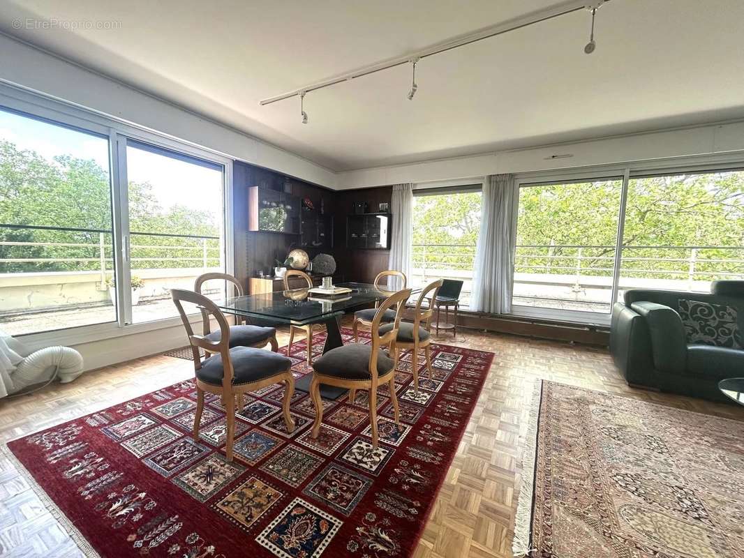 Appartement à LE VESINET