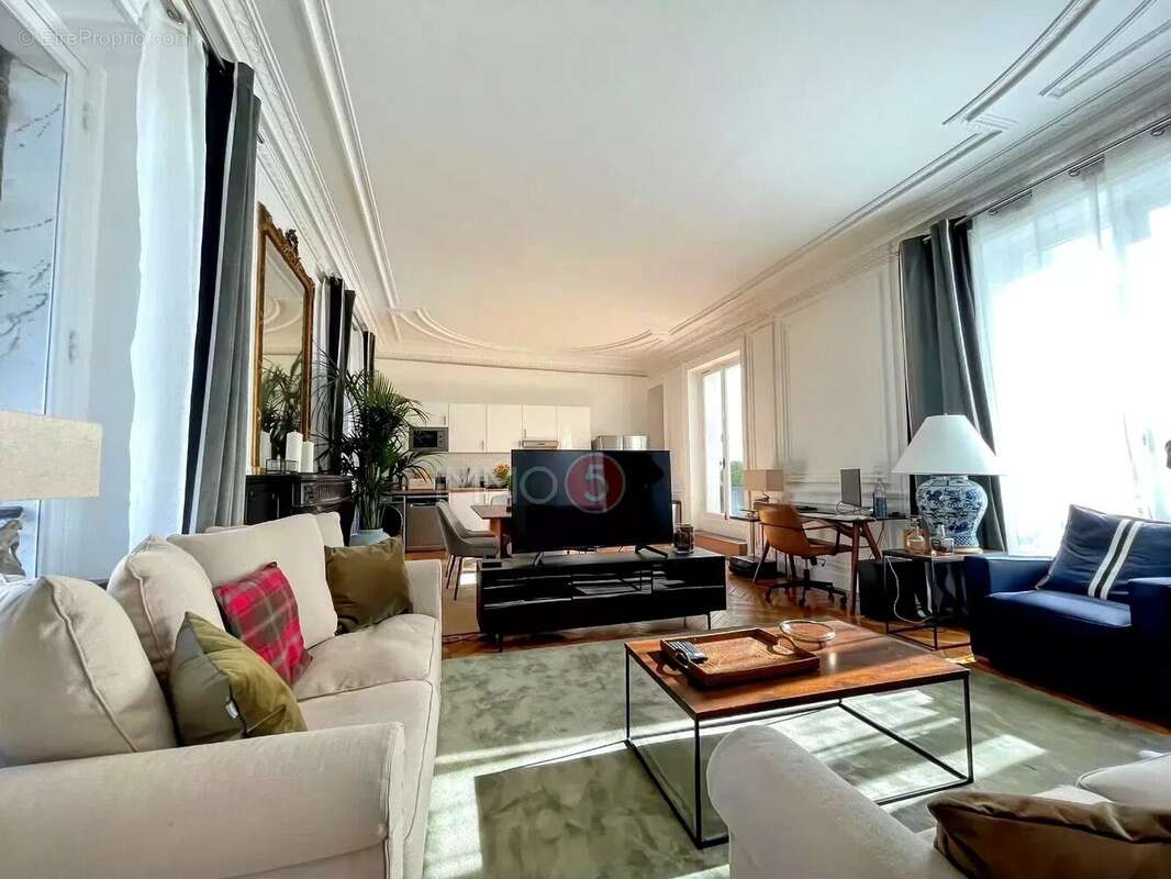 Appartement à LE RAINCY