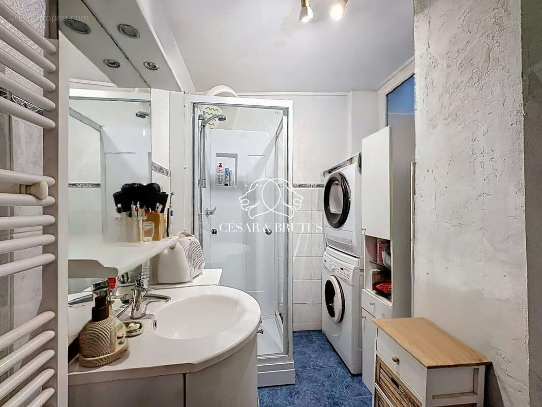 Appartement à LYON-1E