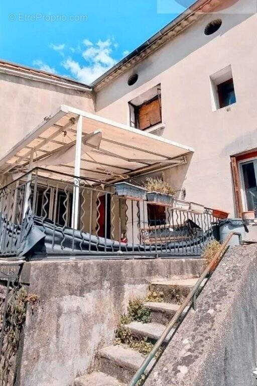 Maison à SAINT-ANDRE-DE-MAJENCOULES