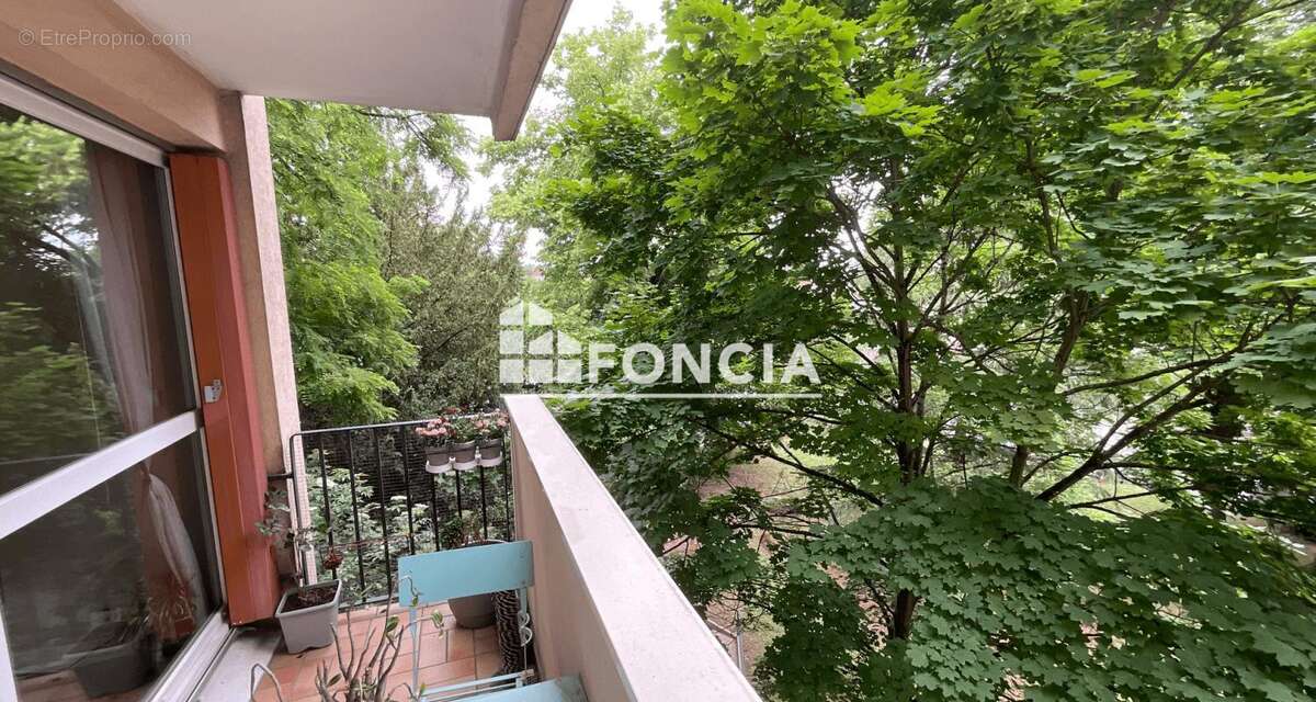 Appartement à SAVIGNY-SUR-ORGE