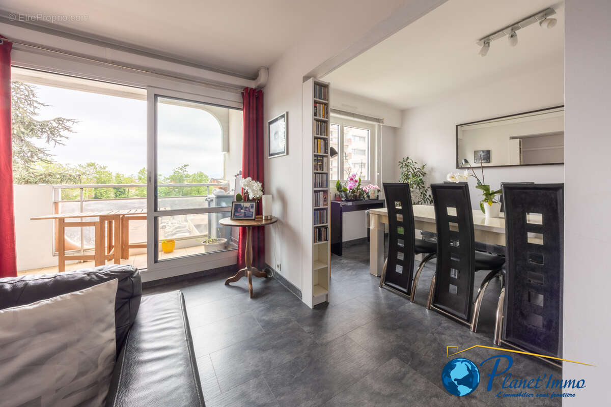 Appartement à SAINT-ETIENNE