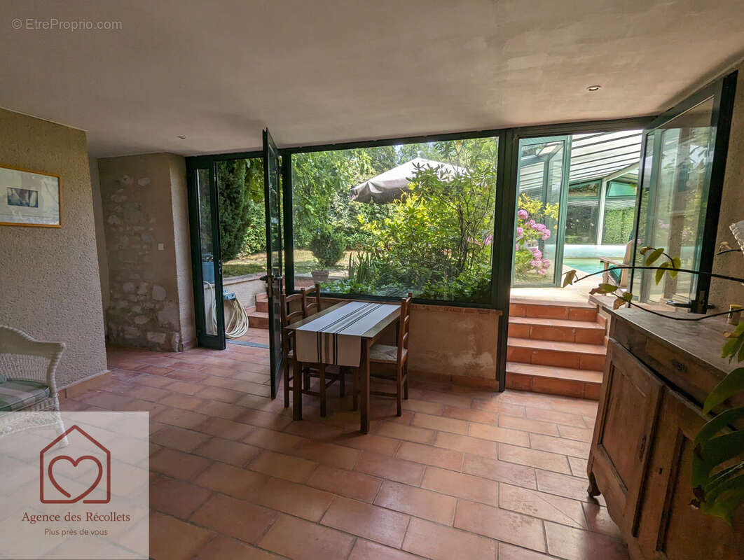 Demeure de prestige Montjoi 6 pièce(s) 200 m2 - photo 13