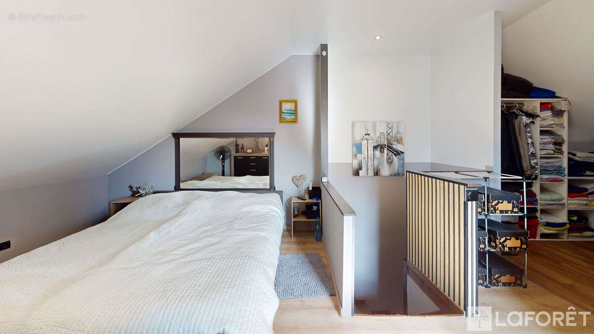 Maison à ROMILLY-SUR-SEINE