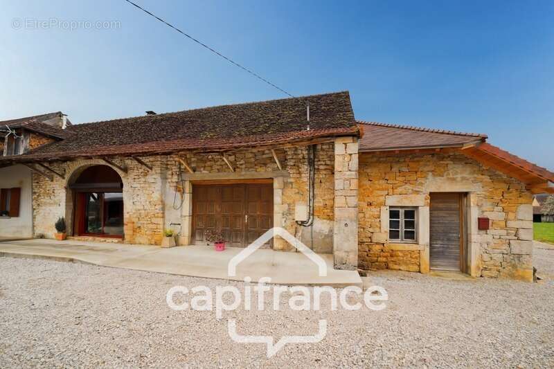 Maison à BEAUFORT