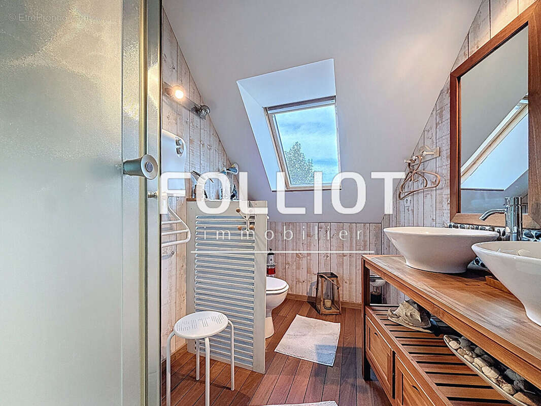 Maison à SAINT-GEORGES-DE-LA-RIVIERE