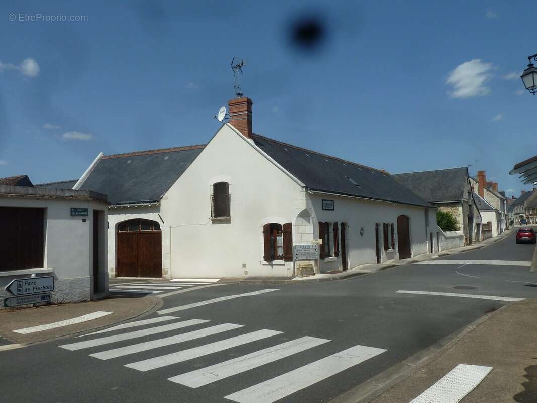 façade - Maison à SAINTE-CATHERINE-DE-FIERBOIS