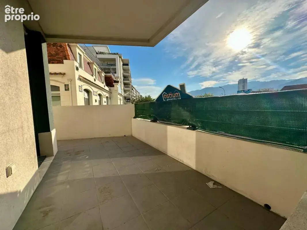 T3 avec terrasse et cave - photo 3