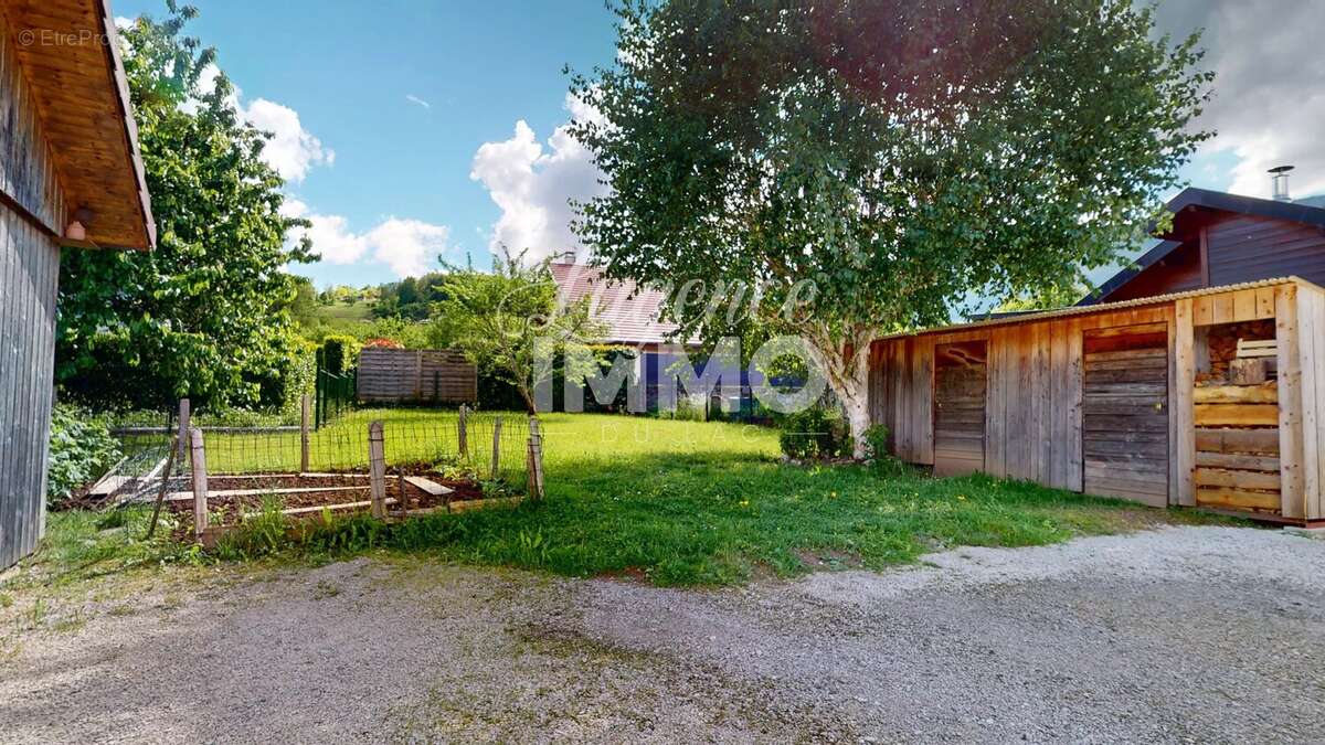 Appartement à SAINT-JORIOZ