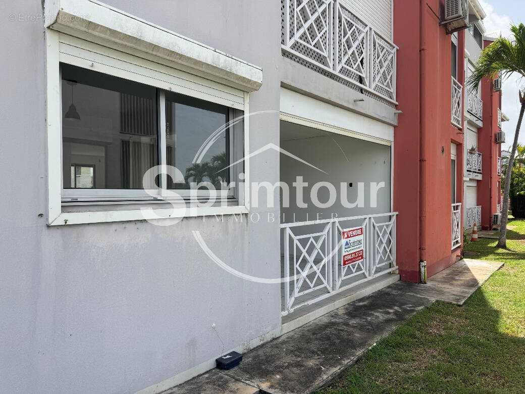 Appartement à BAIE-MAHAULT