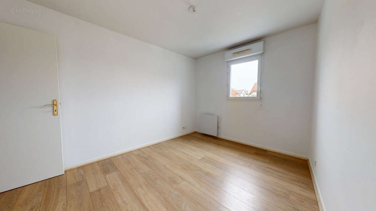 Appartement à SARTROUVILLE