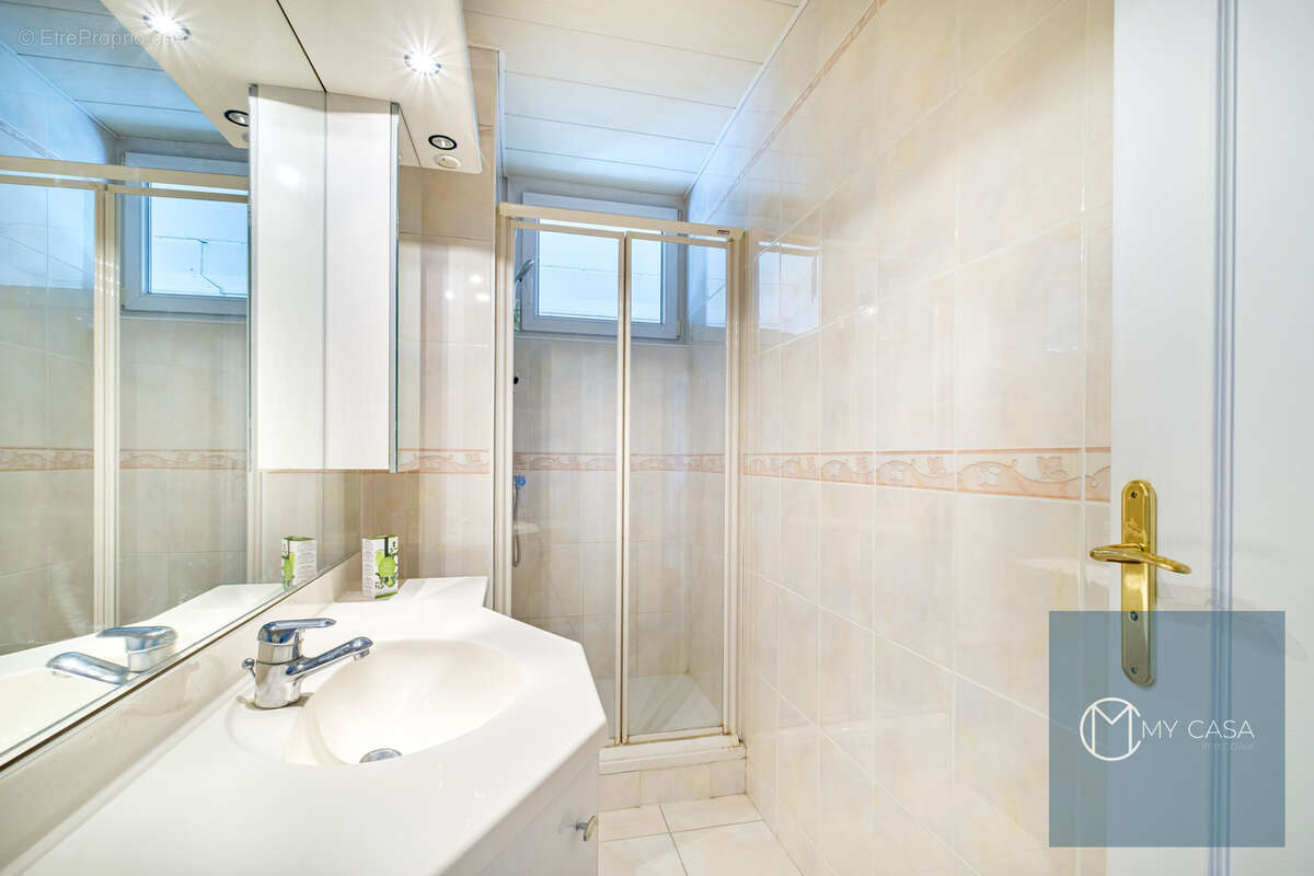 Appartement à CALUIRE-ET-CUIRE