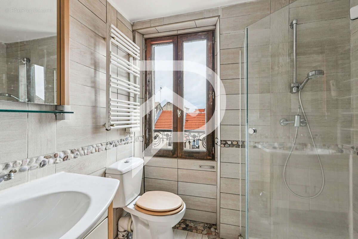 Appartement à COLOMBES