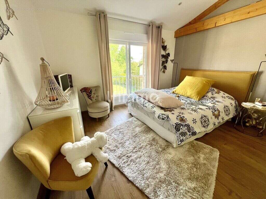 Maison à CADAUJAC