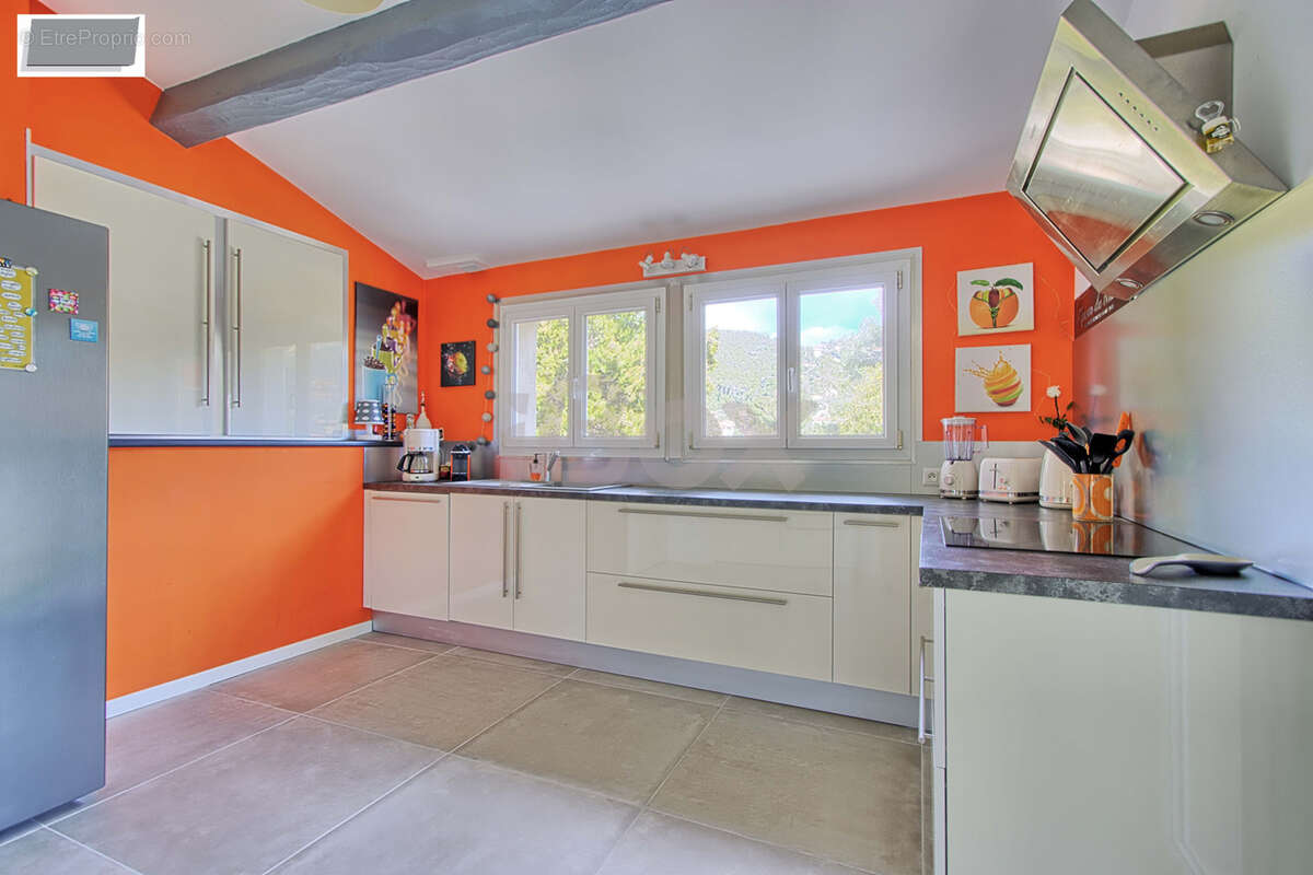 Maison à CARQUEIRANNE