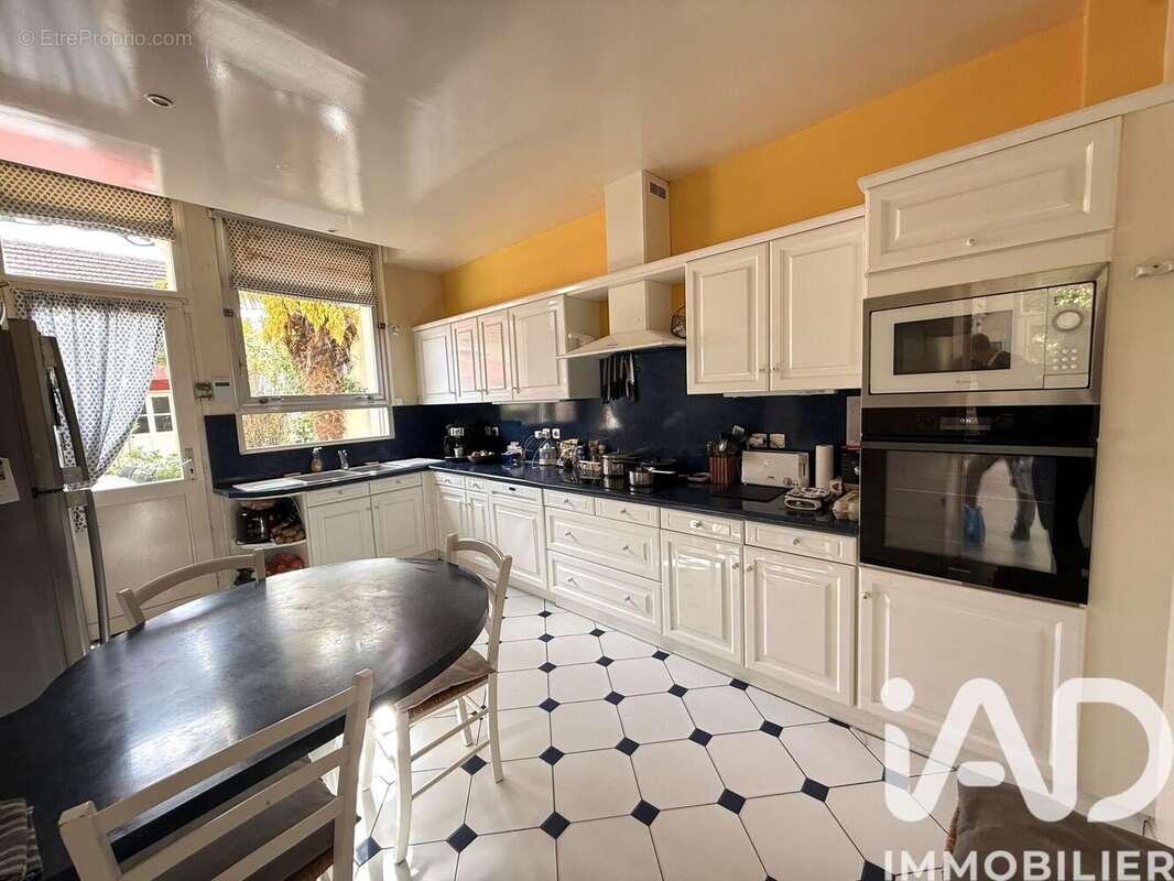 Photo 7 - Maison à COMPIEGNE