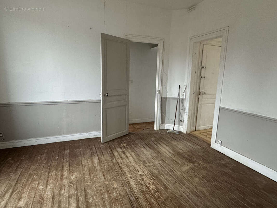 Appartement à SAINT-REMY-SUR-AVRE