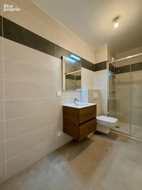 CLUSES CENTRE – T2 duplex prêt à vivre - sans délais - photo 7