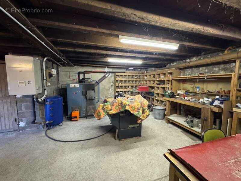 Maison à SAINT-LEGER-MAGNAZEIX