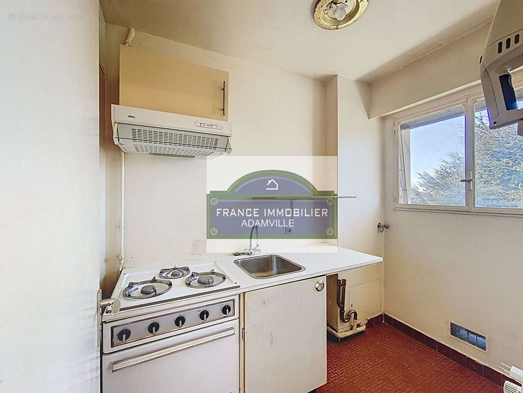 Appartement à SAINT-MAUR-DES-FOSSES