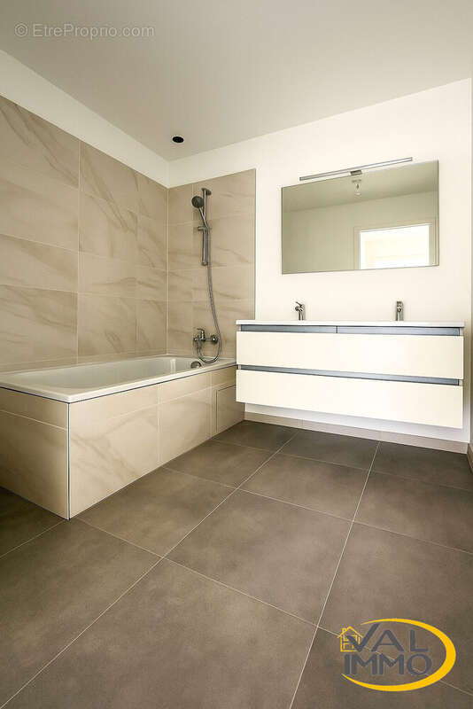 Appartement à AUCAMVILLE