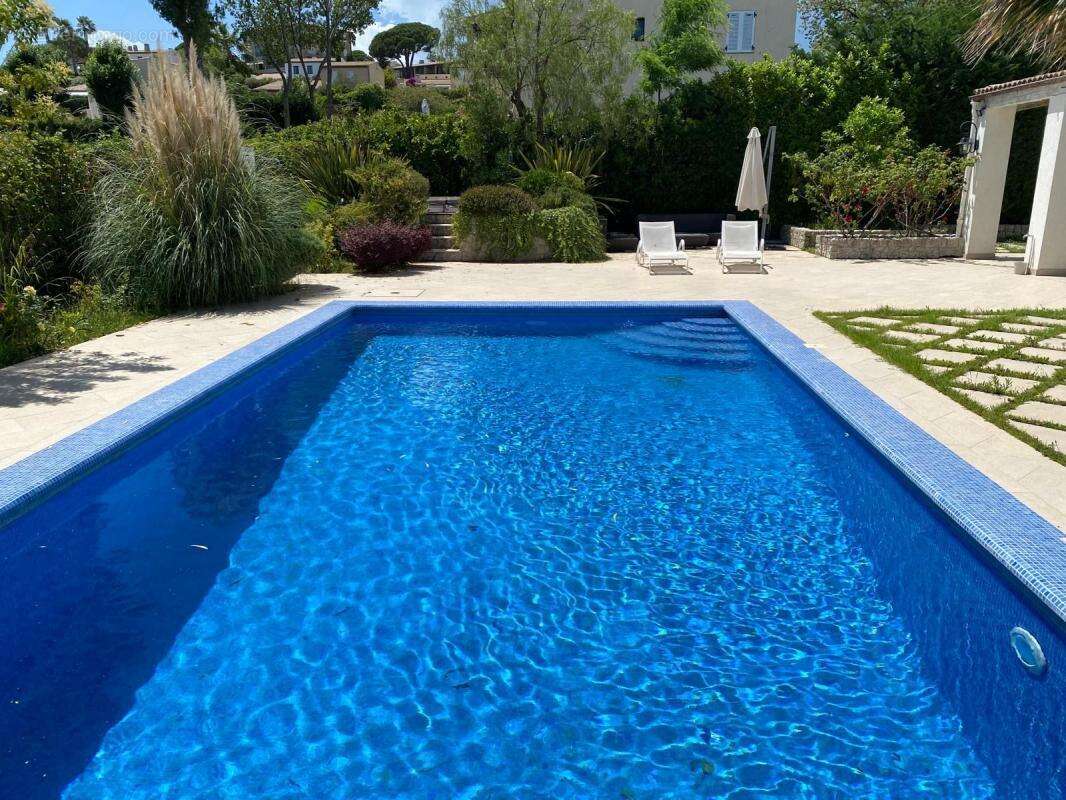 Maison à VILLENEUVE-LOUBET