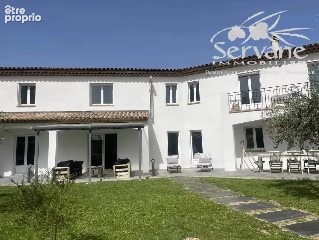 Photo Maison à Salernes au prix de 1 693 000€