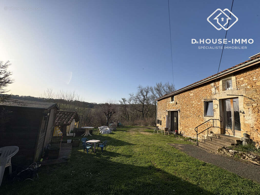 Maison 189 m² à Villars  - photo 14