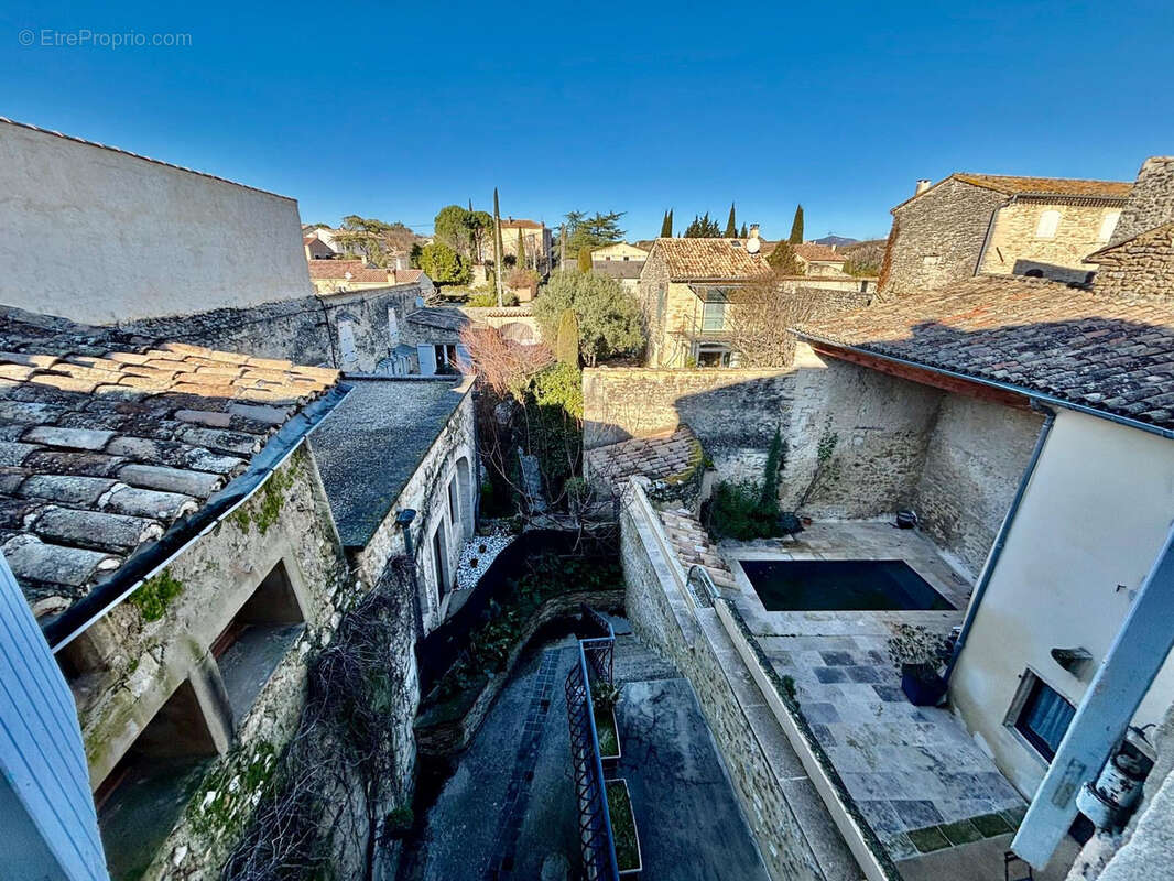 Maison à GRIGNAN