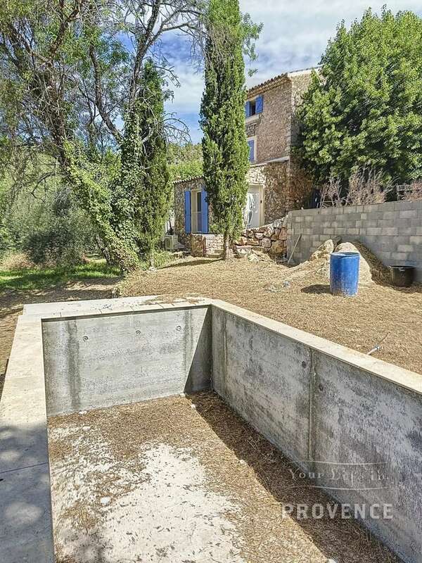 Maison à VILLECROZE