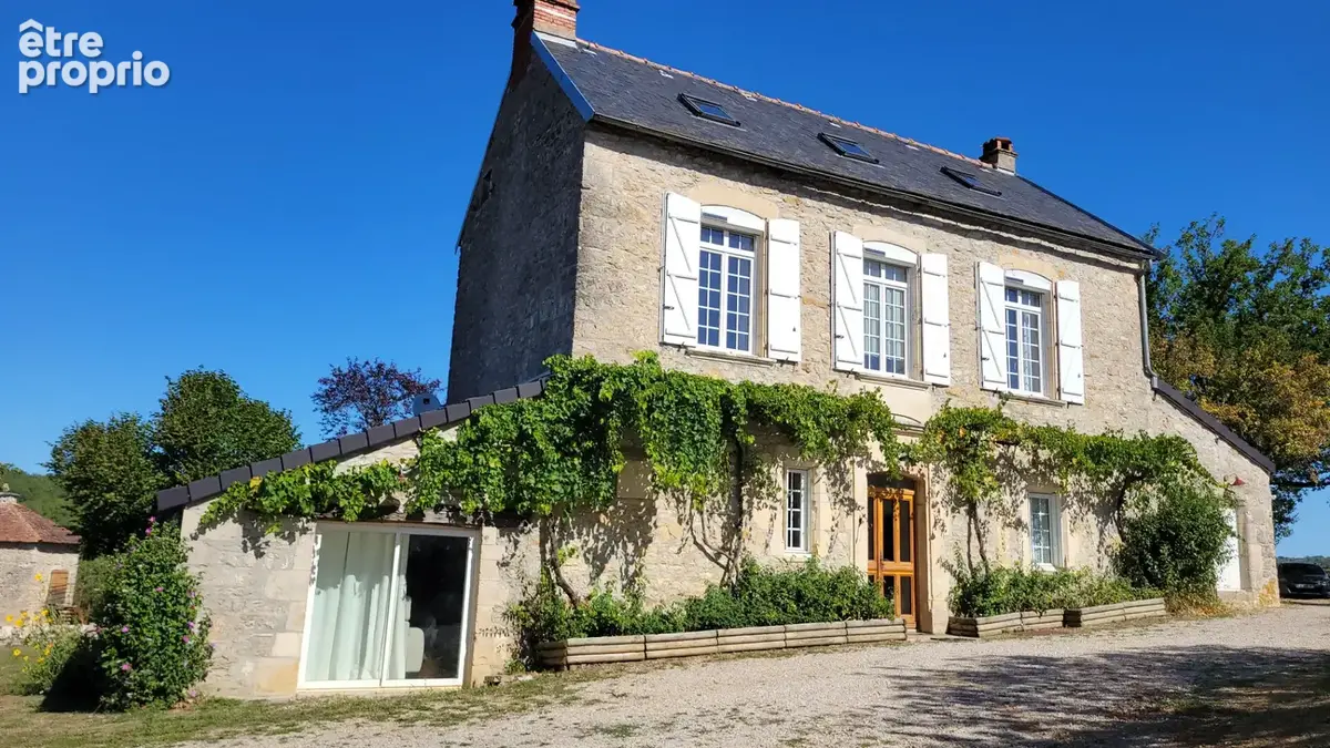 Propriété de caractère avec gîte et dépendances - Entre Villeneuve et Villefranche - photo 2