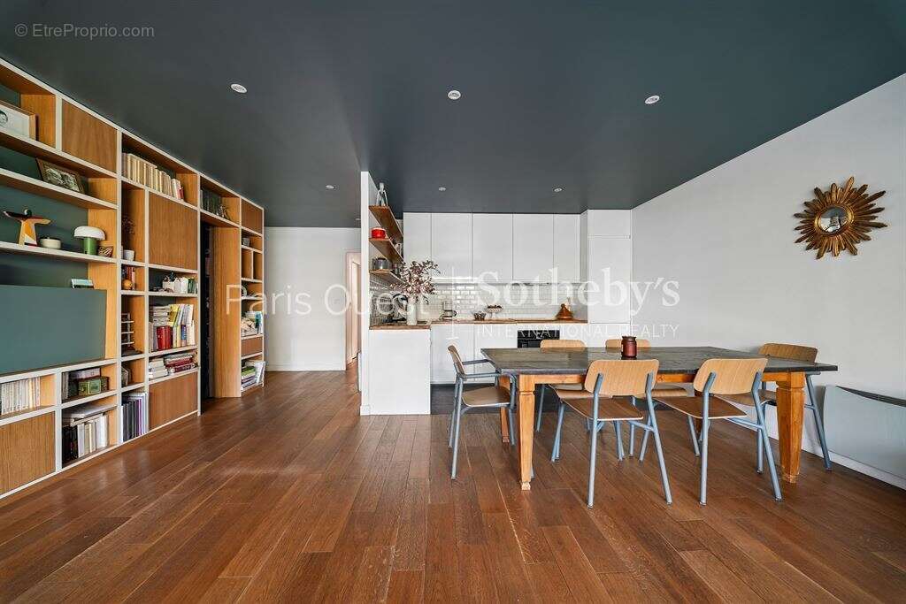 Appartement à NEUILLY-SUR-SEINE