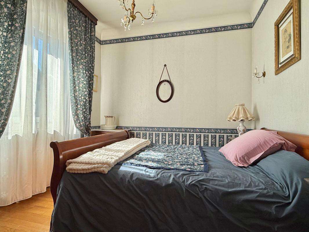 Maison à CHENOVE