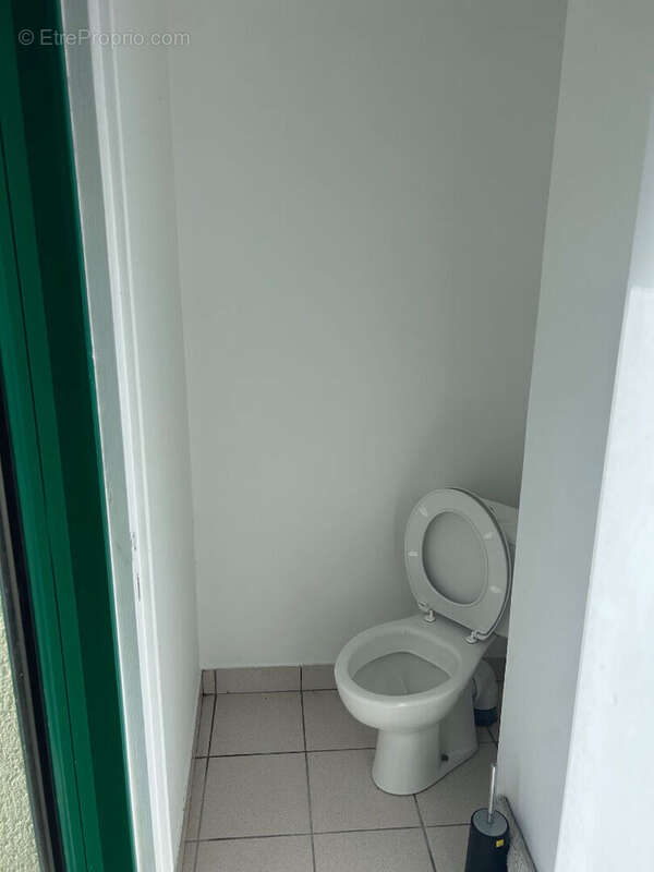 Local commercial Quimper  Sud 30 m2 - photo 5