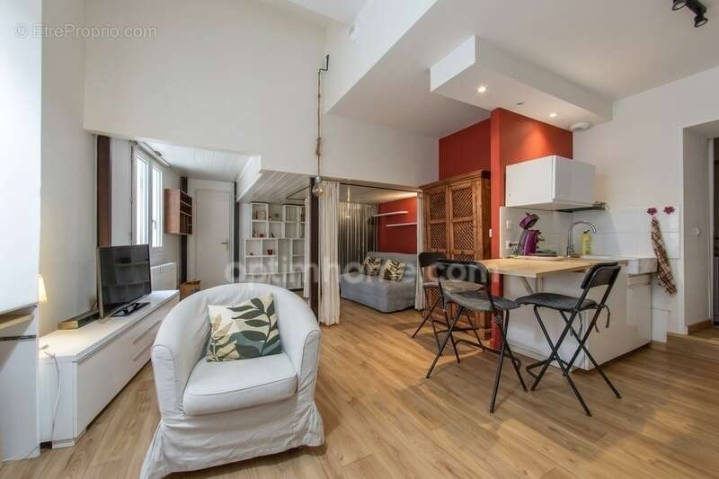 Montpellier Carnot – T2 duplex 50 m² – calme et cachet - photo 2