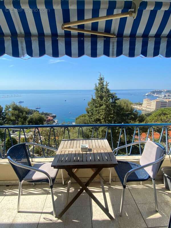 Appartement à ROQUEBRUNE-CAP-MARTIN